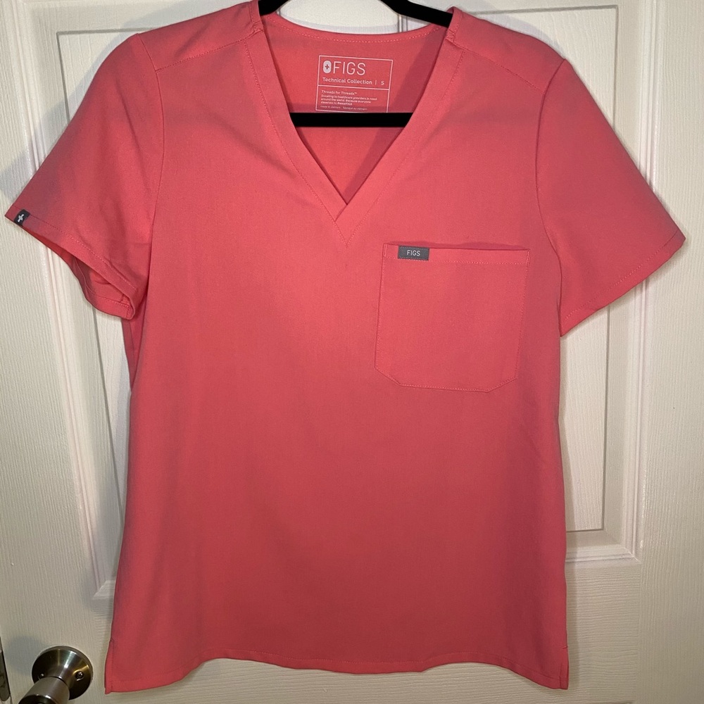 FIGS Catarina Scrub Top in Neon Pink